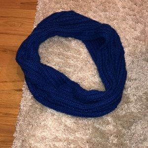 Infinity scarf